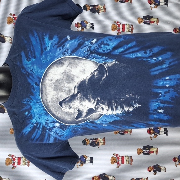 Y2k Moon Howling Wolf Nature Animal  Graphic blue & white Med art t-shirt - Picture 1 of 7
